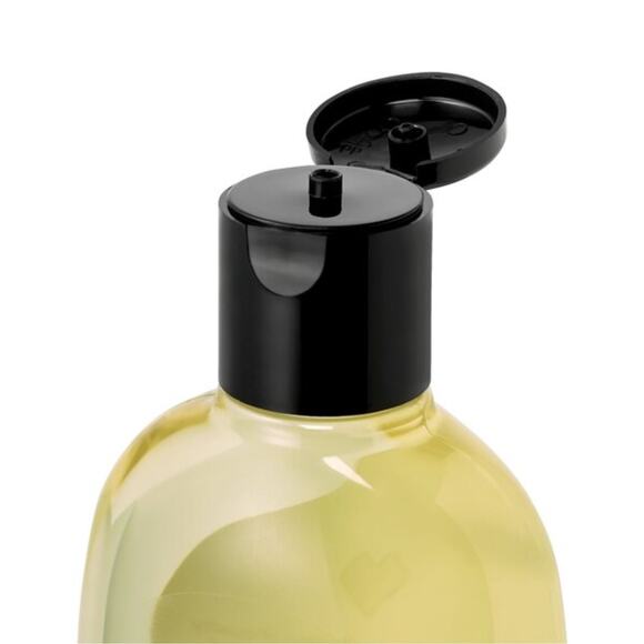 CVS Beauty Moisturizing Body Oil - Picture 2 of 5